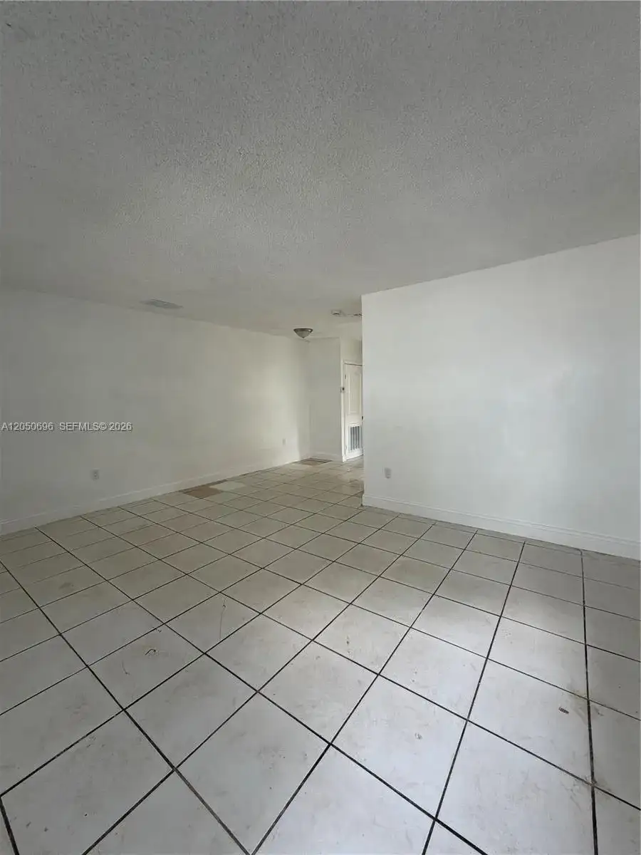 760 NE 131st St # 760, North Miami FL 33161 photo 4