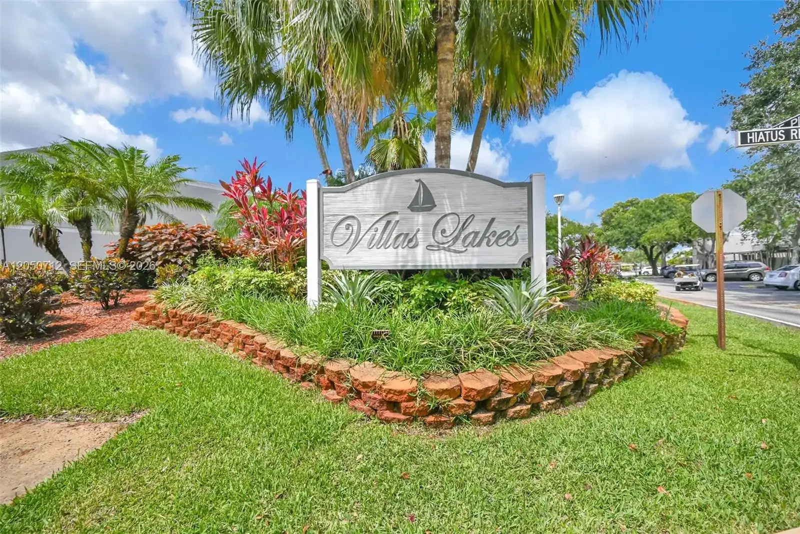 11290 NW 14th Ct, Pembroke Pines FL 33026