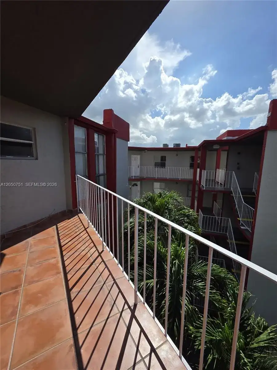 1750 W 46th St # 520, Hialeah FL 33012 photo 3