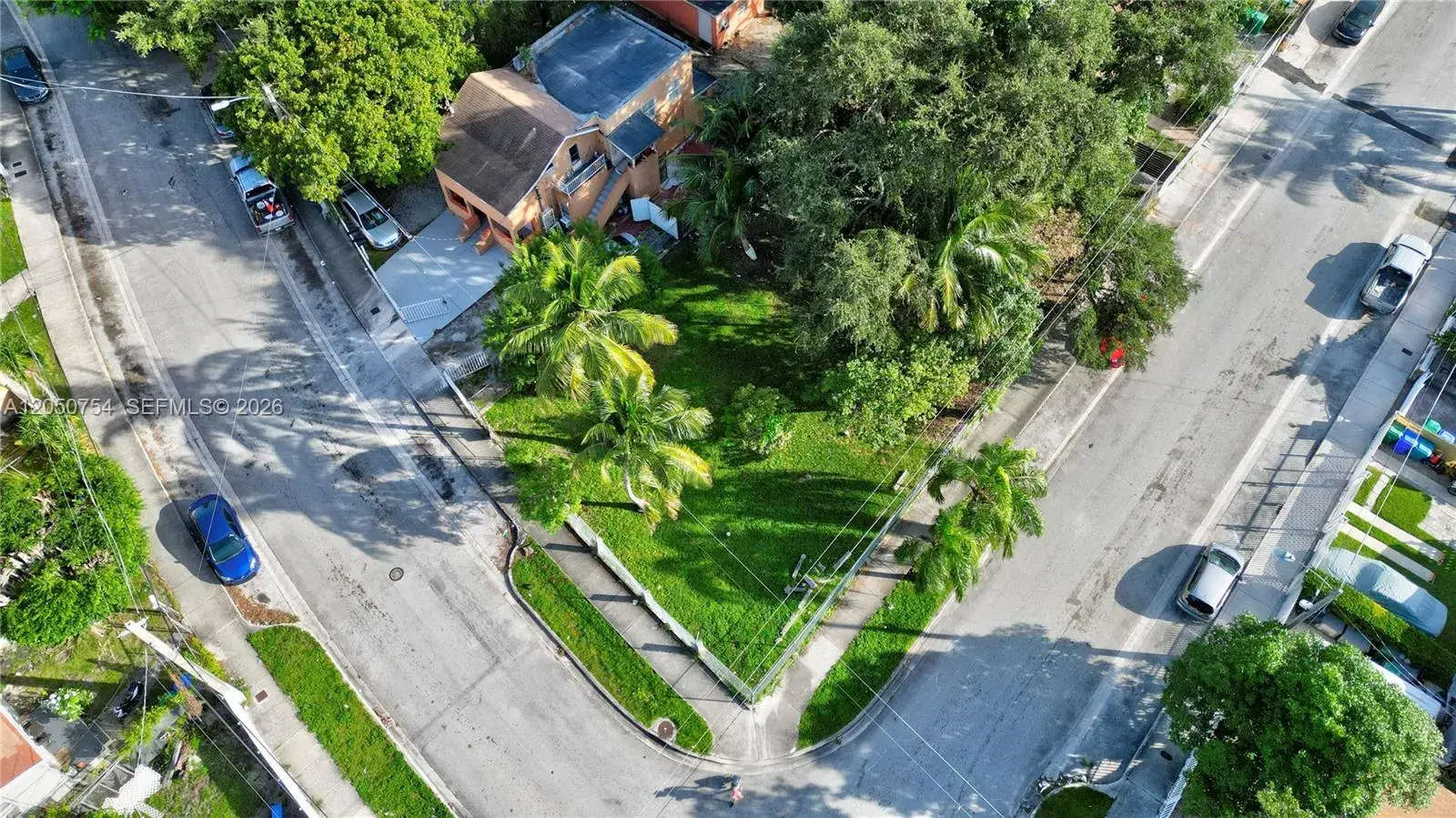 280 NW 33rd St, Miami FL 33127