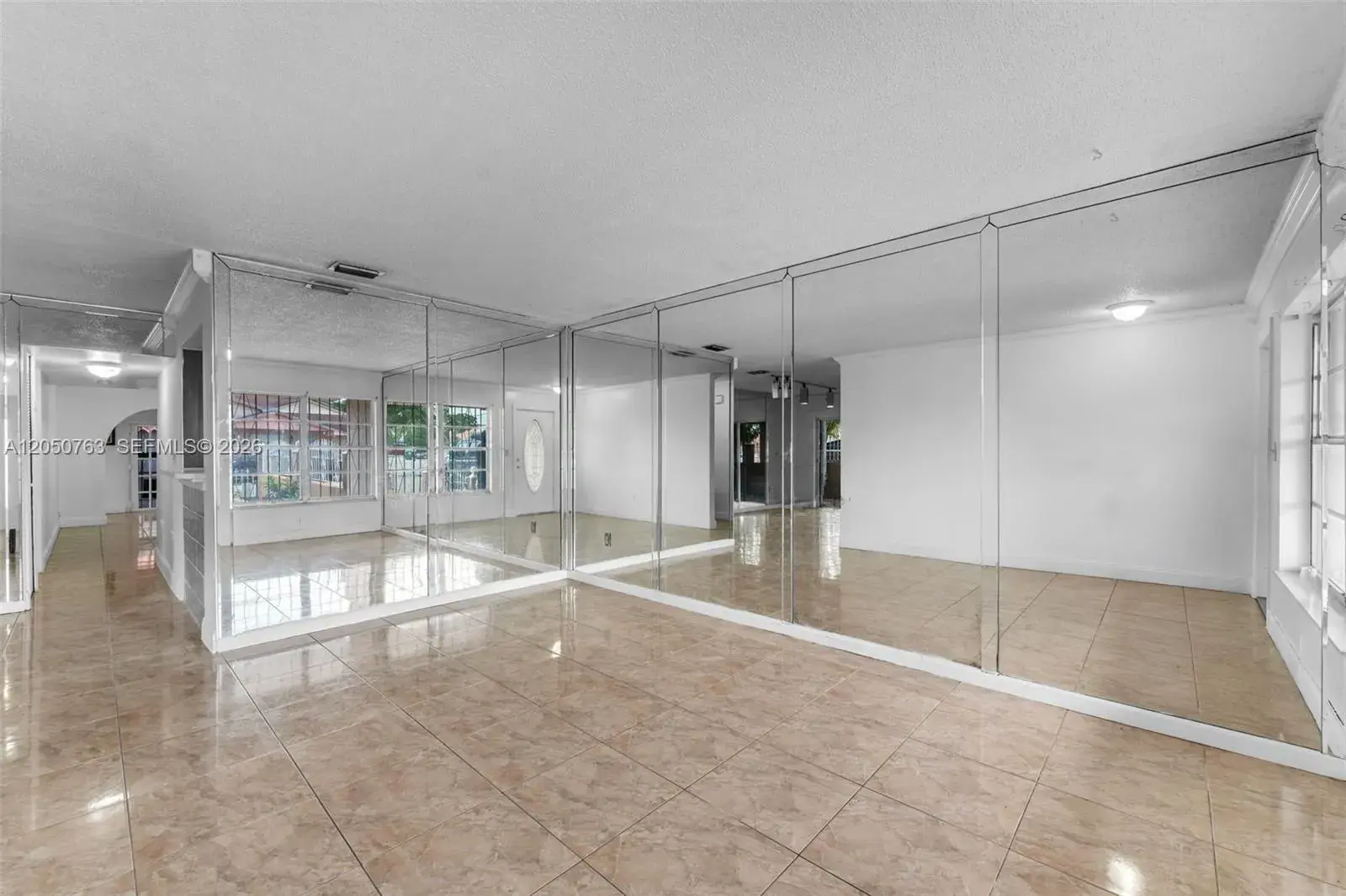 10873 NW 1st Ln # 10873, Miami FL 33172