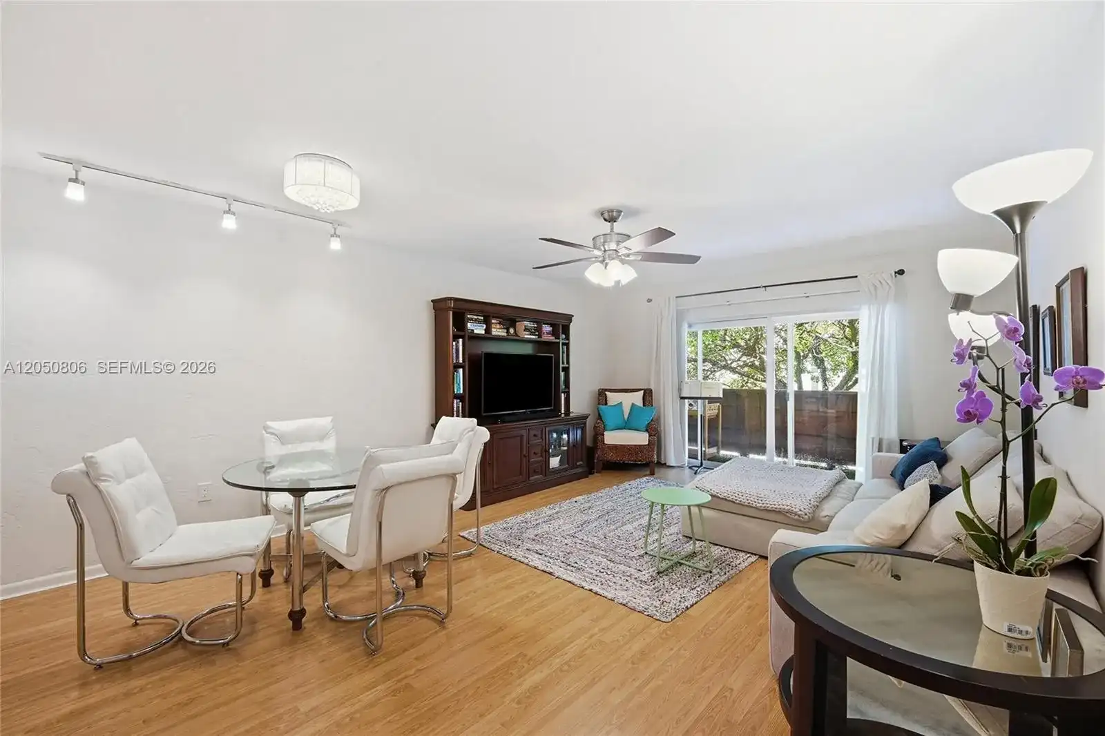1205 Mariposa Ave # 403, Coral Gables FL 33146