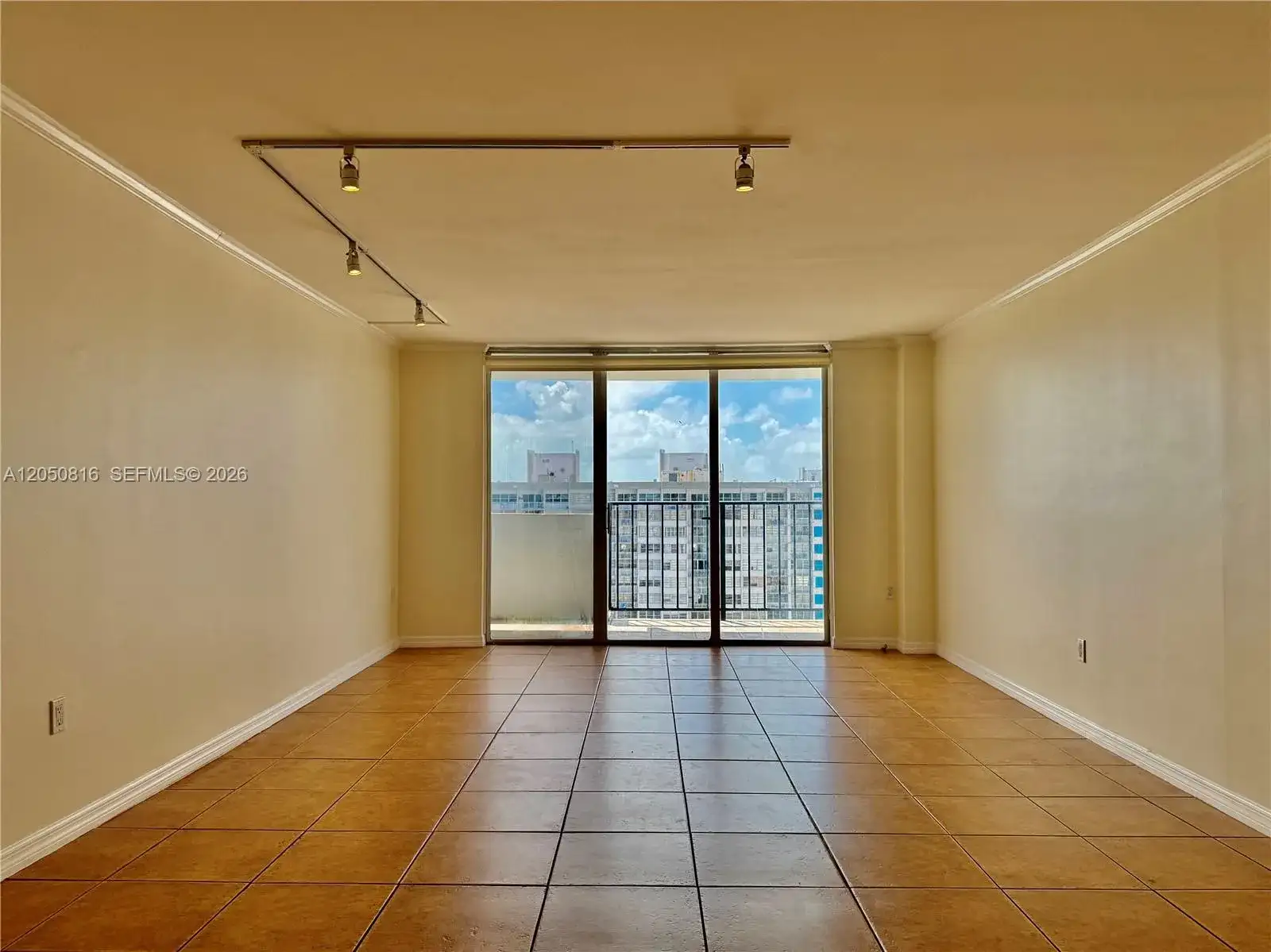 2780 NE 183rd St # 2012, Aventura FL 33160 photo 5