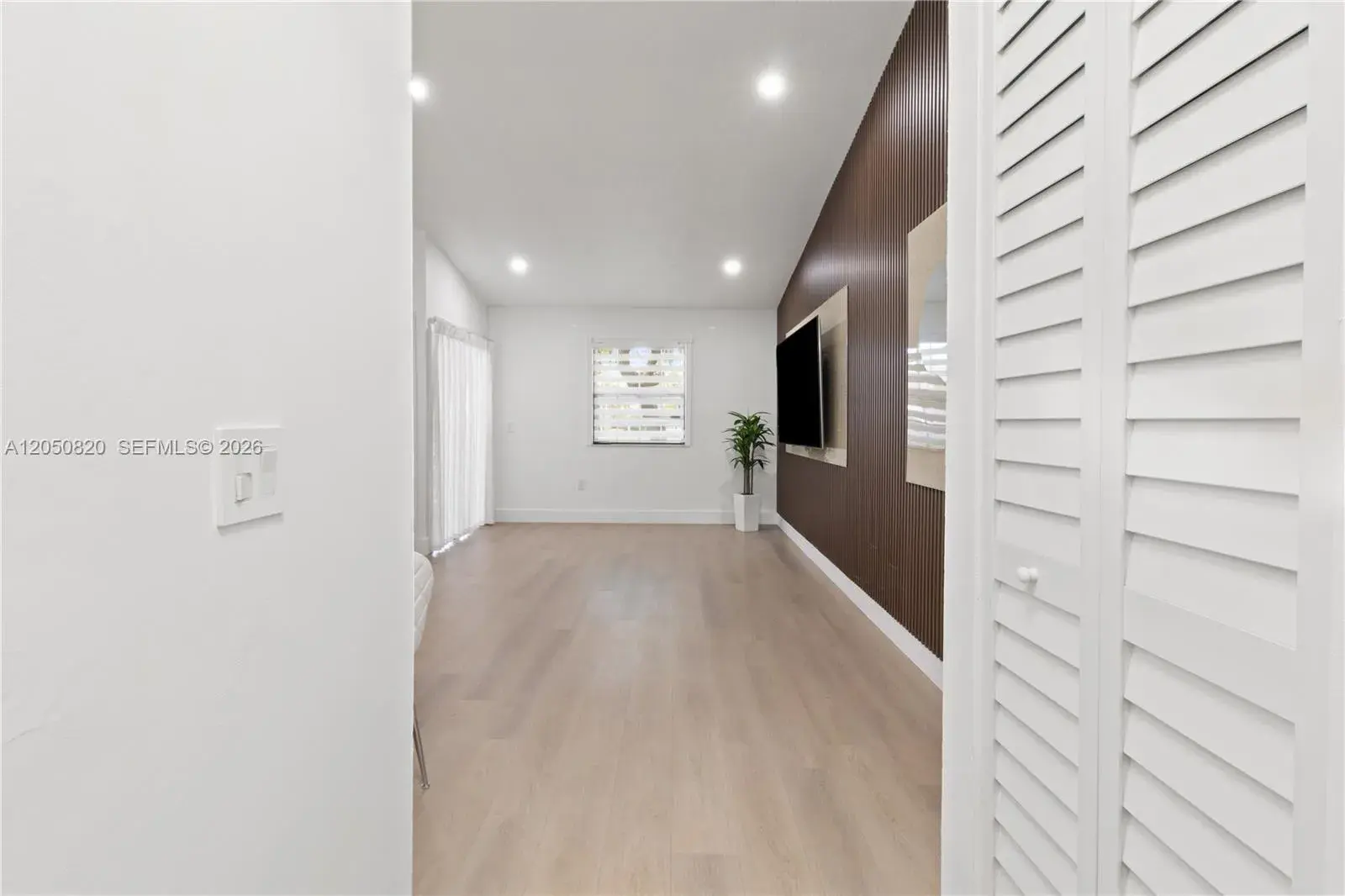 10626 SW 148th Ave Dr, Miami FL 33196