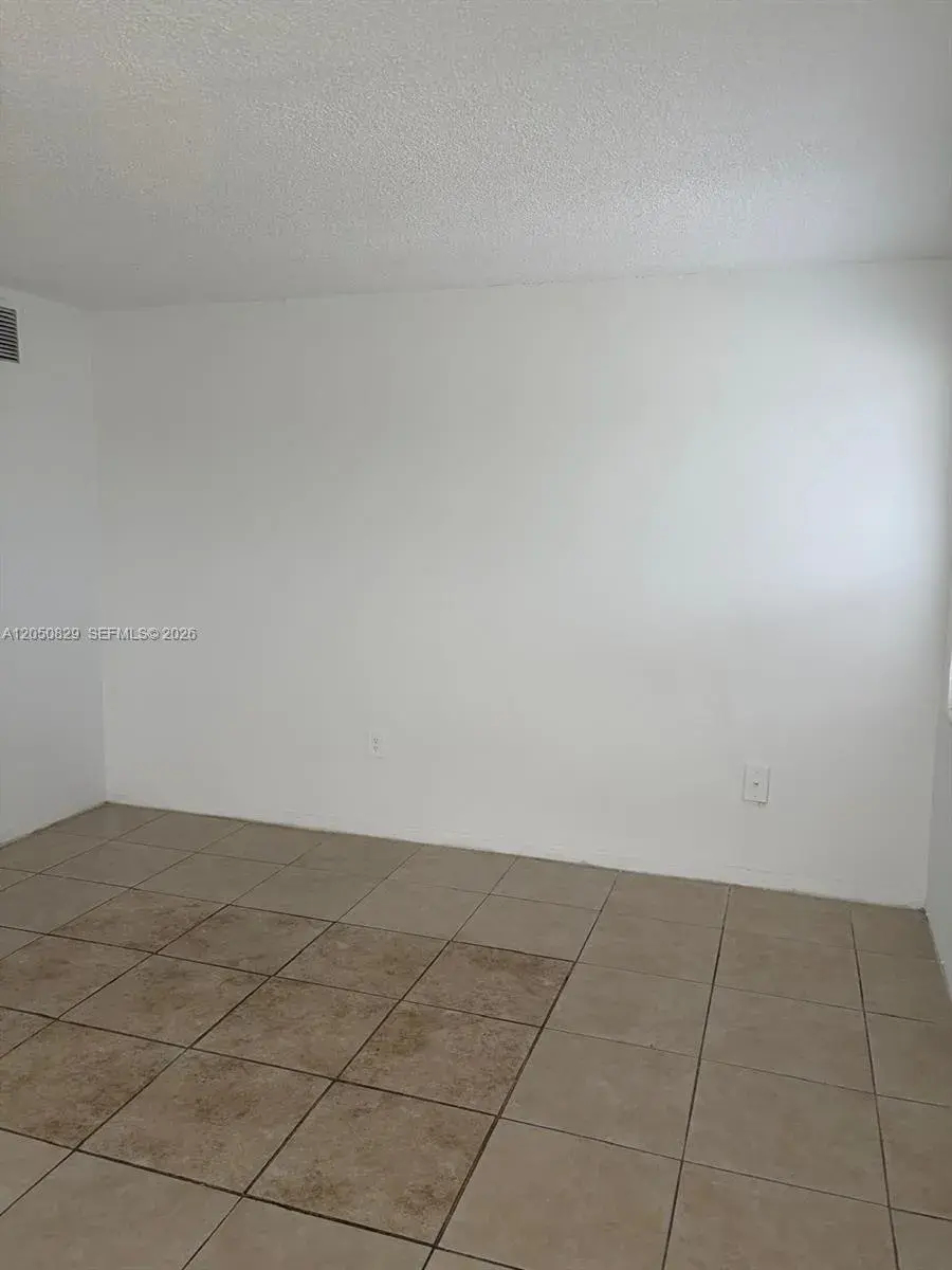 101 NW 29th ave # 10, Fort Lauderdale FL 33311