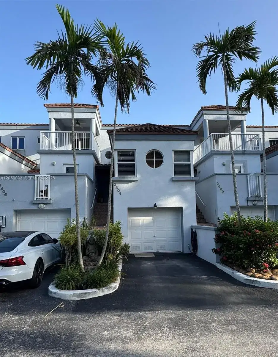 2404 NE 135th St # 2404, North Miami FL 33181