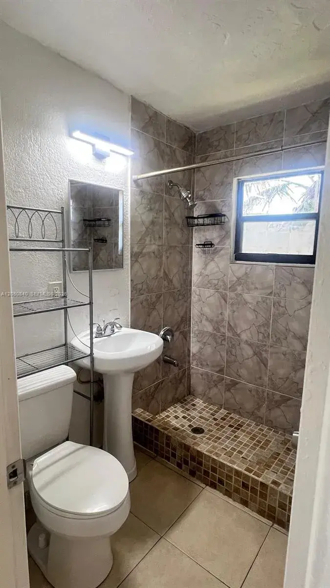 1742 NW 29th Way # 1742, Fort Lauderdale FL 33311