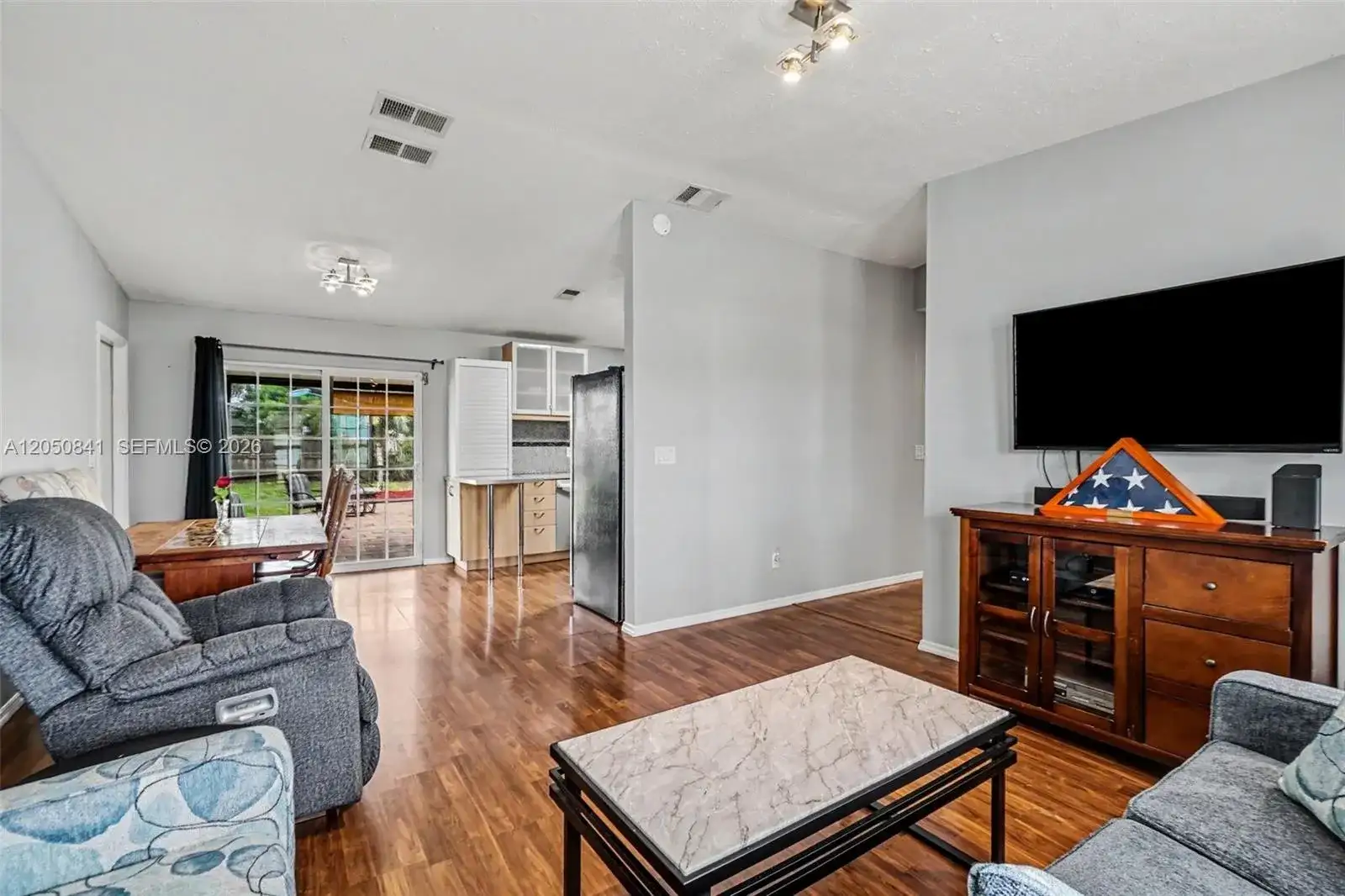 316 SW 19th Ter, Cape Coral FL 33991 photo 5