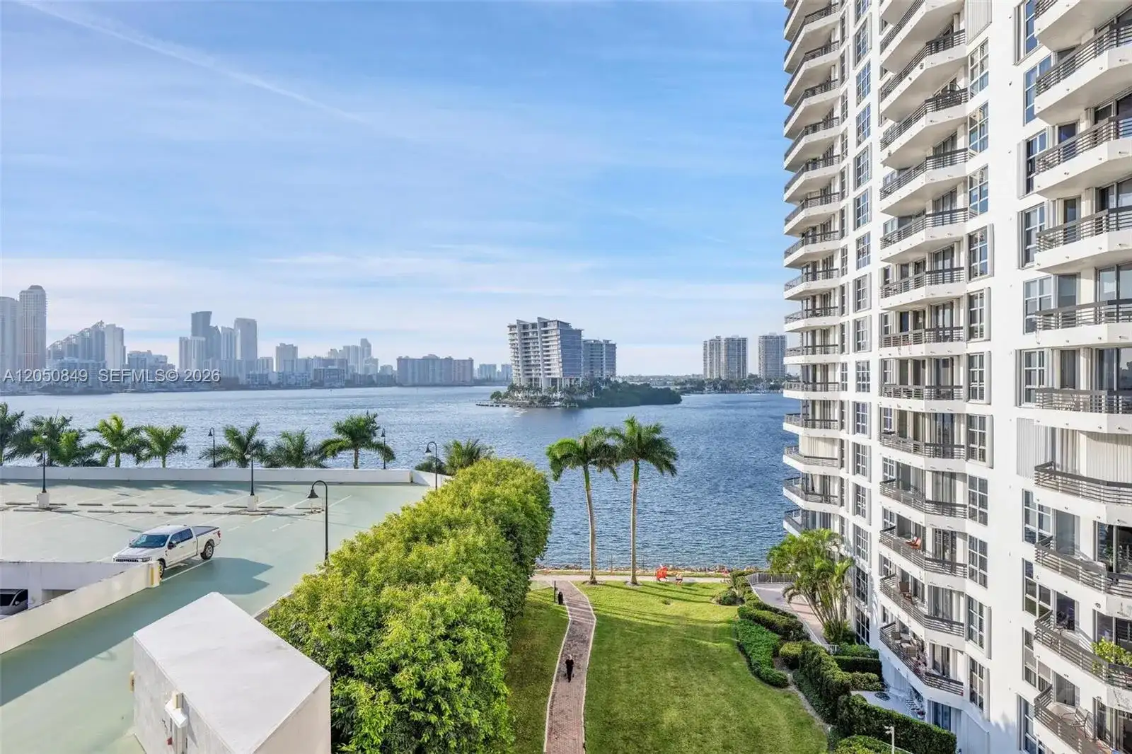 3530 Mystic Pointe Dr # 710, Aventura FL 33180 photo 3