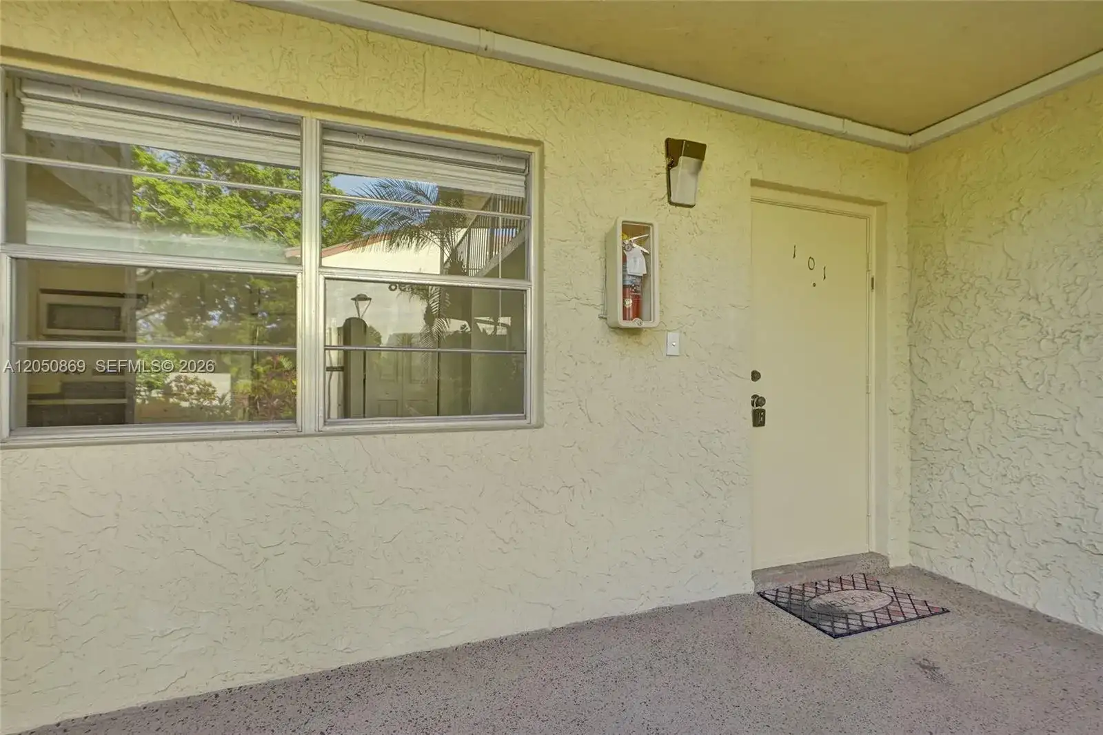 8798 Holly Ct # 101, Tamarac FL 33321 photo 2