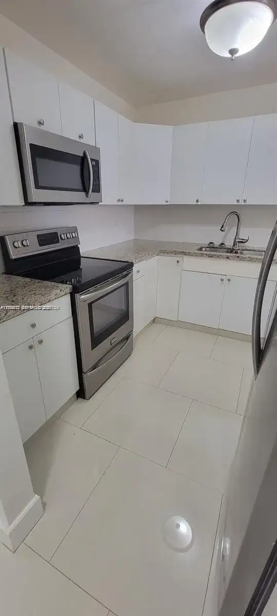 6970 NW 186th St # 502, Hialeah FL 33015 photo 2