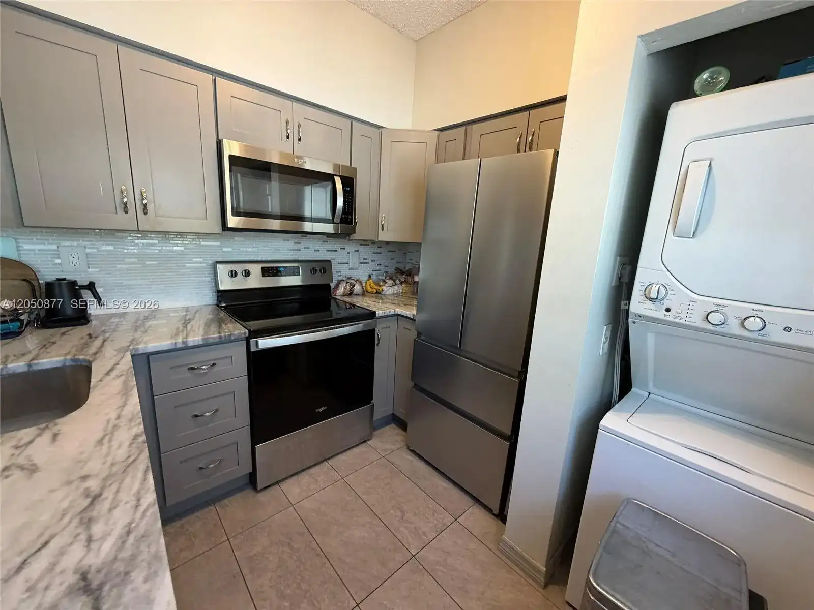 2451 NW 96th Ter # 21B, Pembroke Pines FL 33024