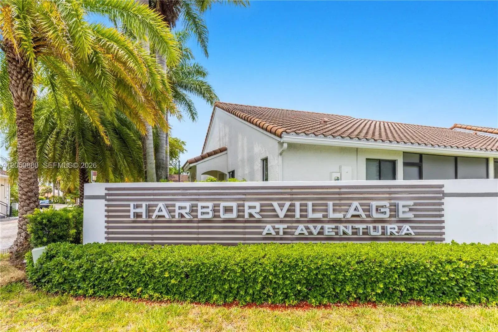 21399 Marina Cove Cir # 15, Aventura FL 33180