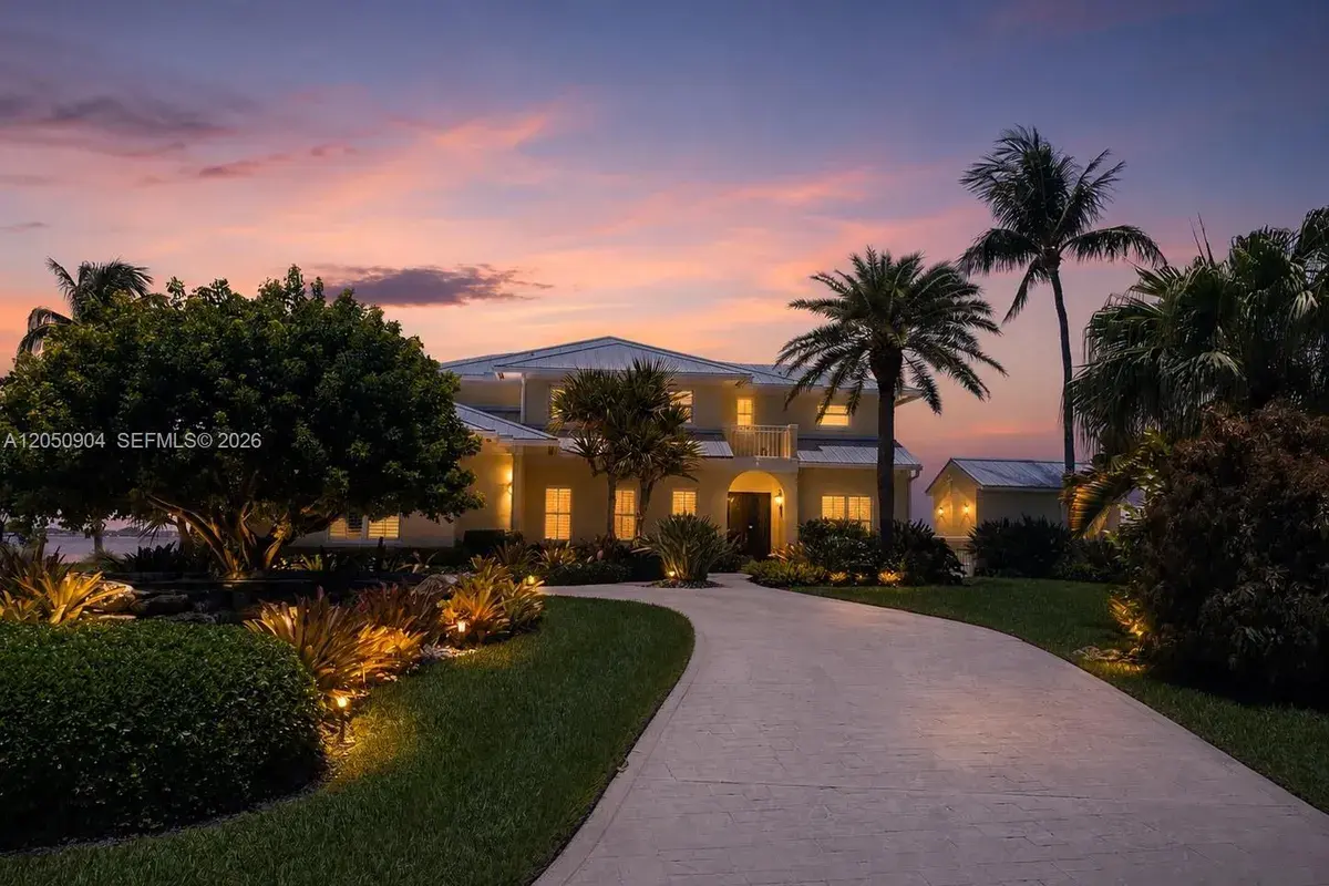 4105 NE Rigels Cove Way, Jensen Beach FL 34957