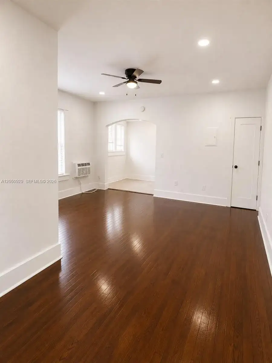 1319 Meridian Ave # 208, Miami Beach FL 33139 photo 3