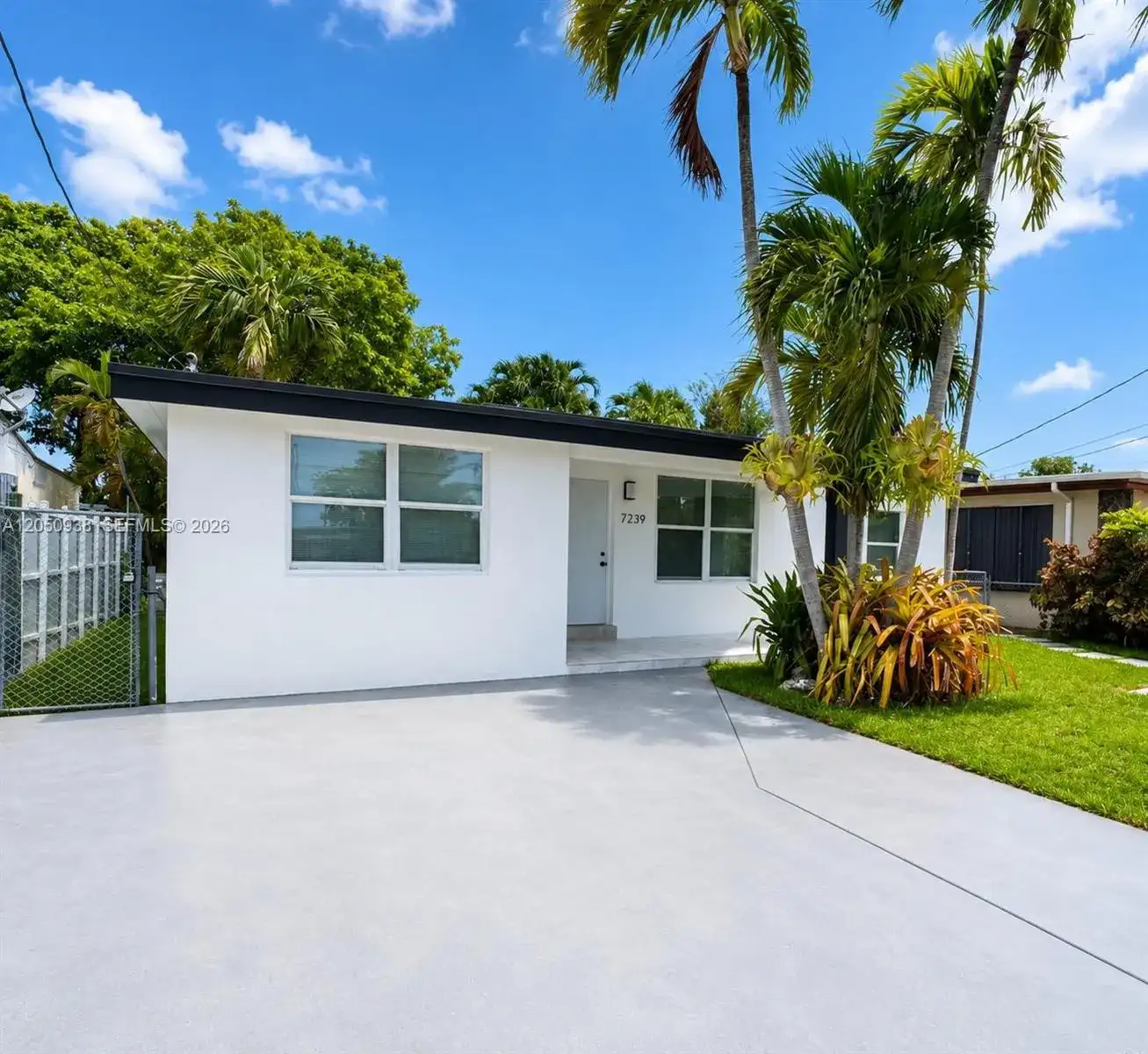 7239 NW 3rd St, Miami FL 33126 photo 3