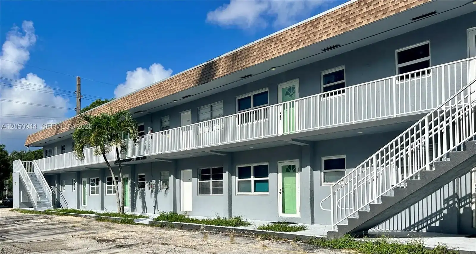 3265 Griffin Rd # 205, Dania Beach FL 33312
