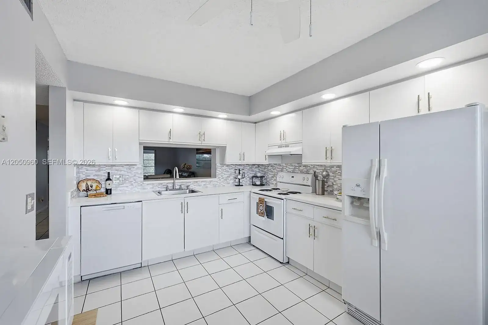 1300 SW 125th Ave # 406K, Pembroke Pines FL 33027 photo 2