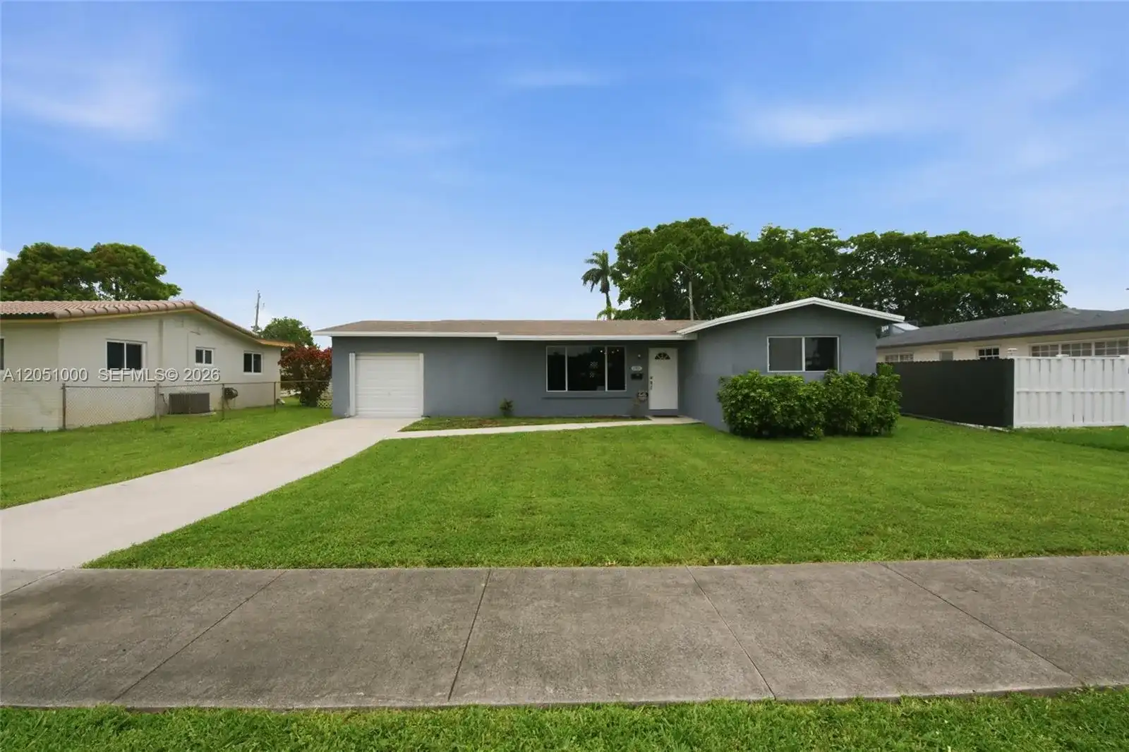 2901 Cleveland St, Hollywood FL 33020