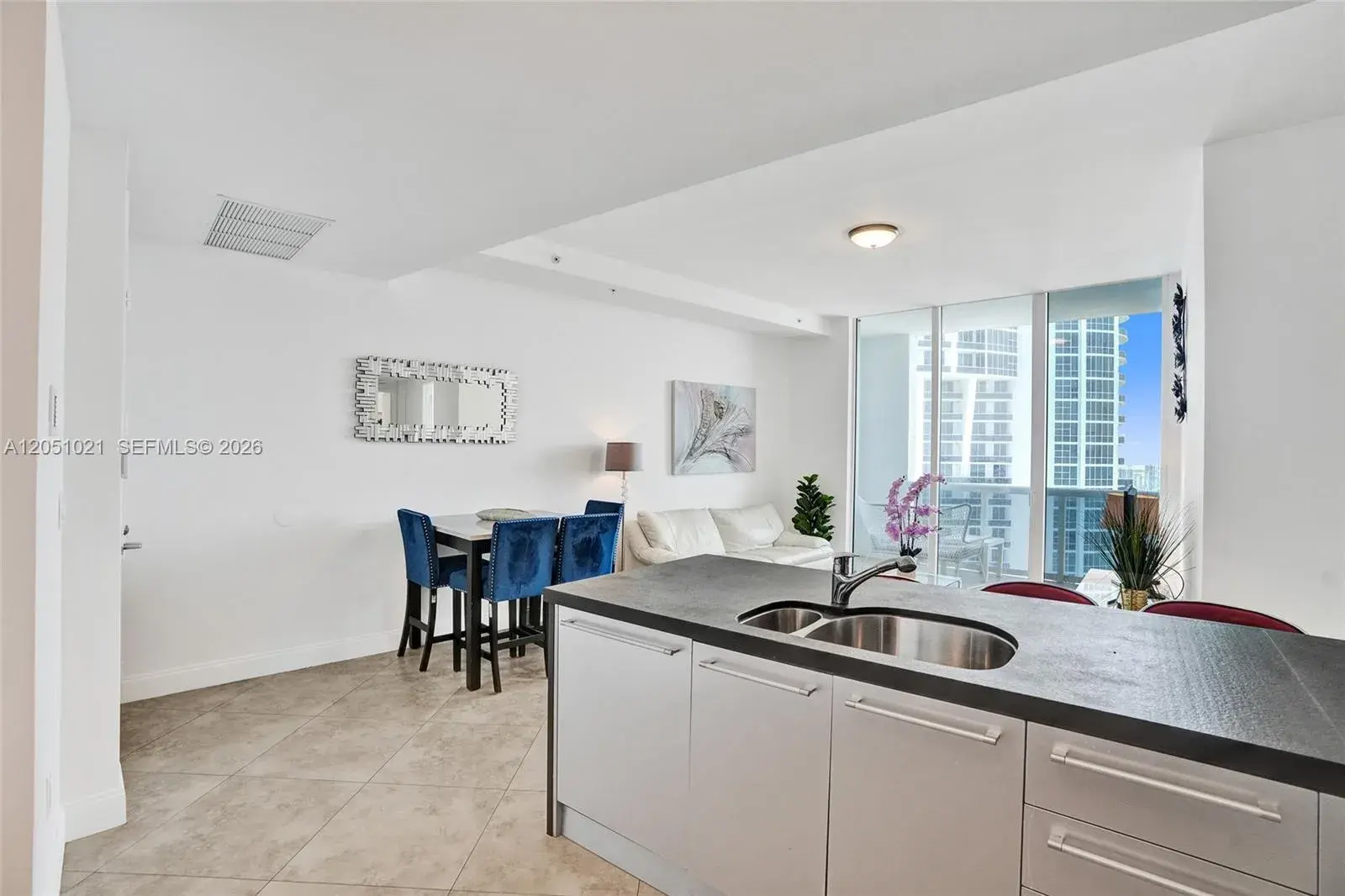 18201 Collins Ave # 4705, Sunny Isles Beach FL 33160
