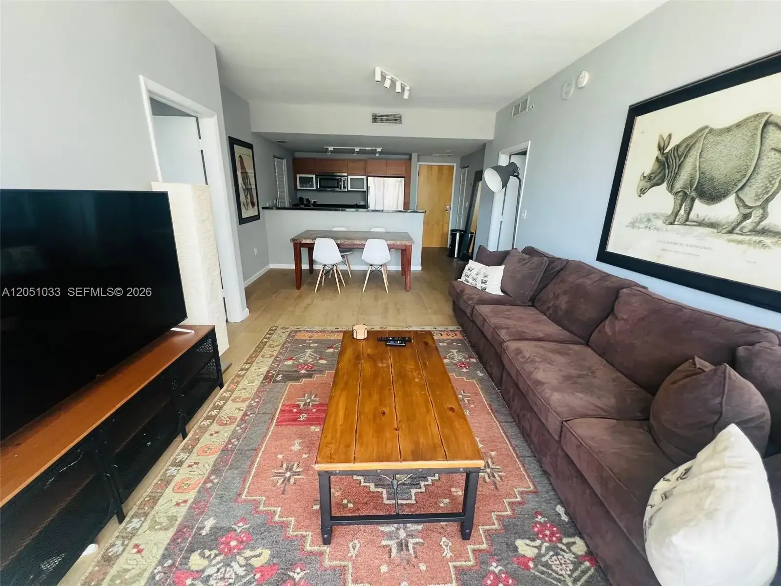 253 NE 2nd St # 2510, Miami FL 33132 photo 4