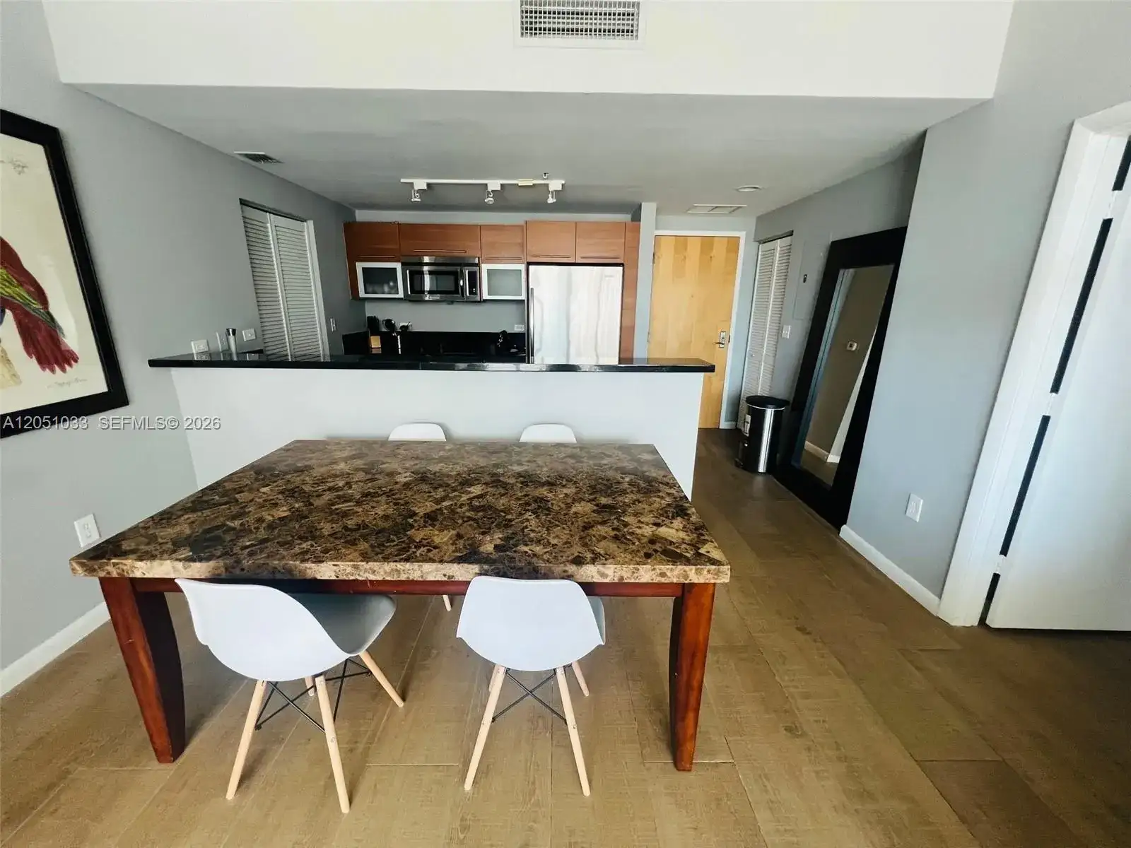 253 NE 2nd St # 2510, Miami FL 33132 photo 5