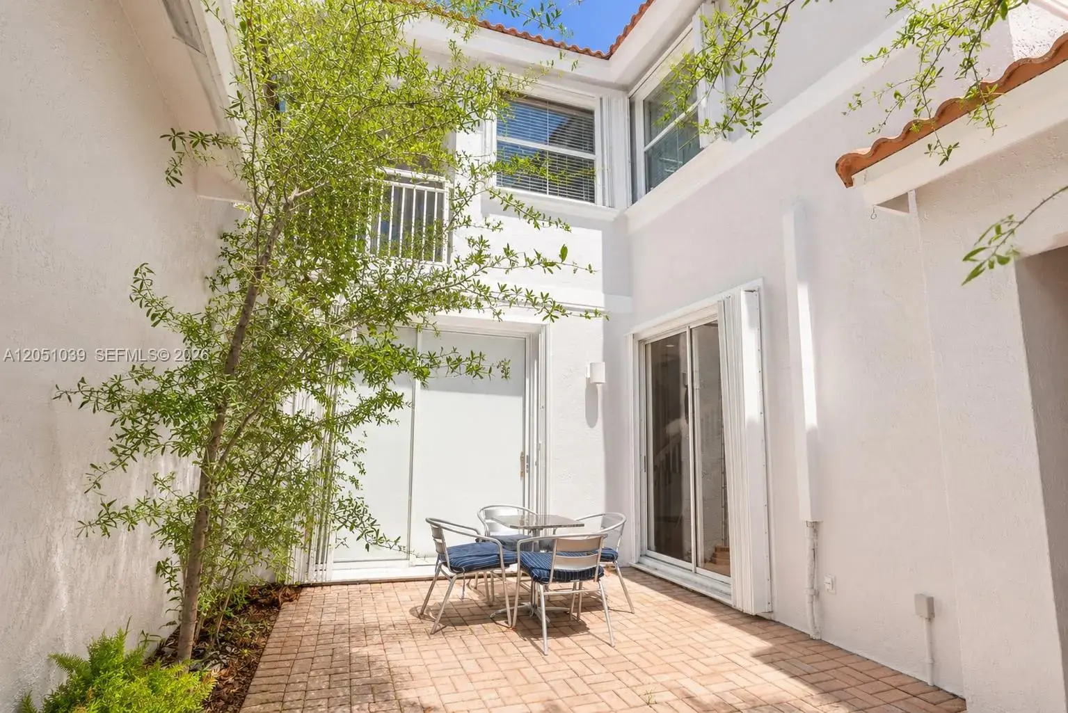 1115 Weeping Willow Way, Hollywood FL 33019