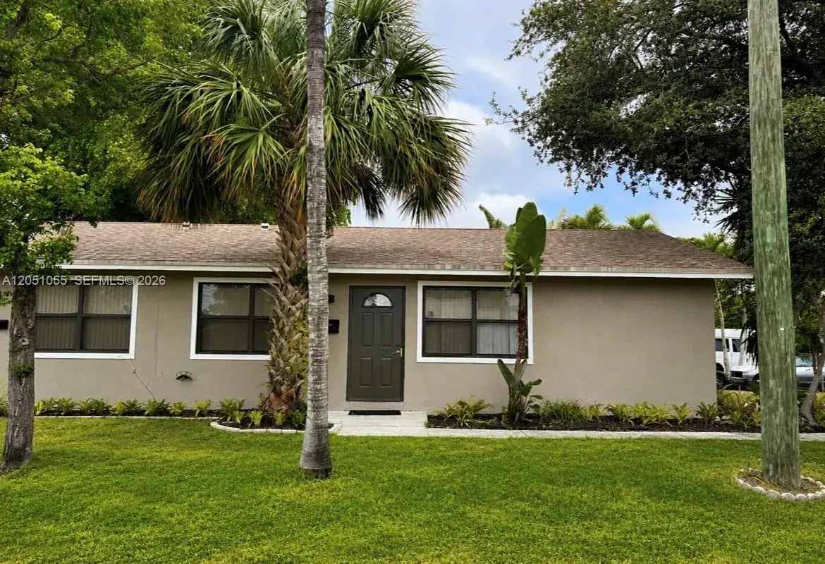 1010 NE 16th St # 1, Fort Lauderdale FL 33304
