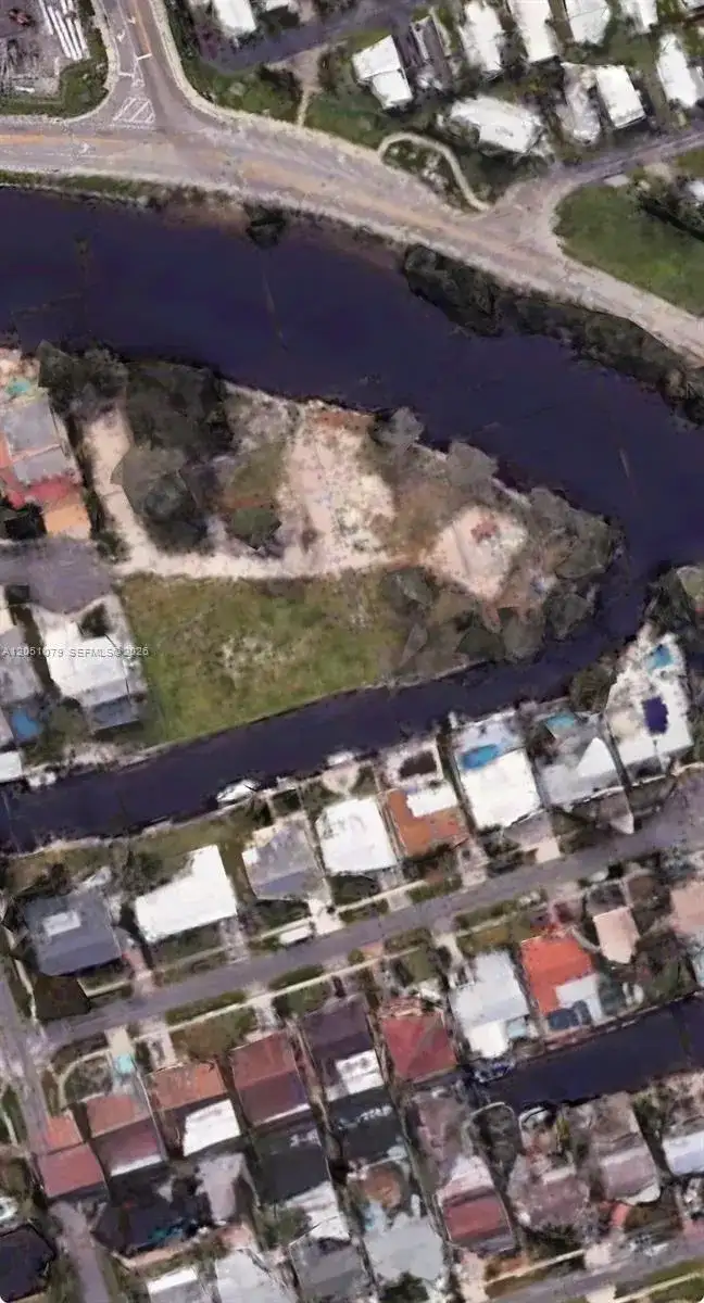 1417 Florian Dr, Dania Beach FL 33004 photo 2
