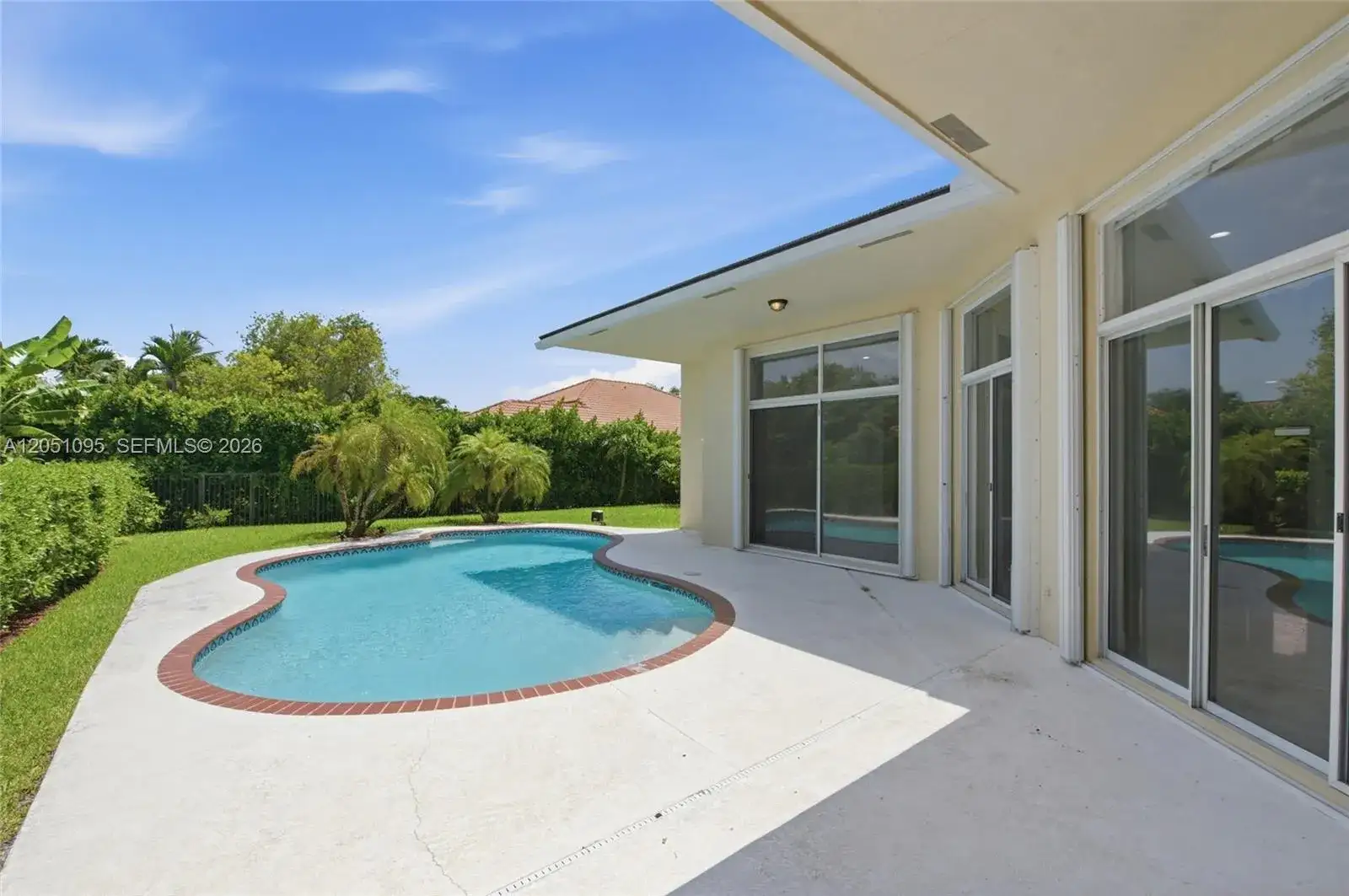 2667 Palmer Pl, Weston FL 33332 photo 2