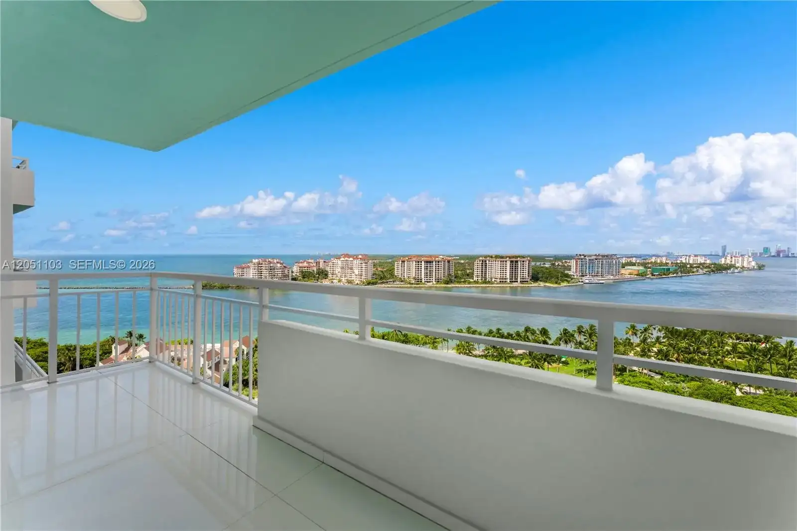 400 S Pointe Dr # 1805, Miami Beach FL 33139