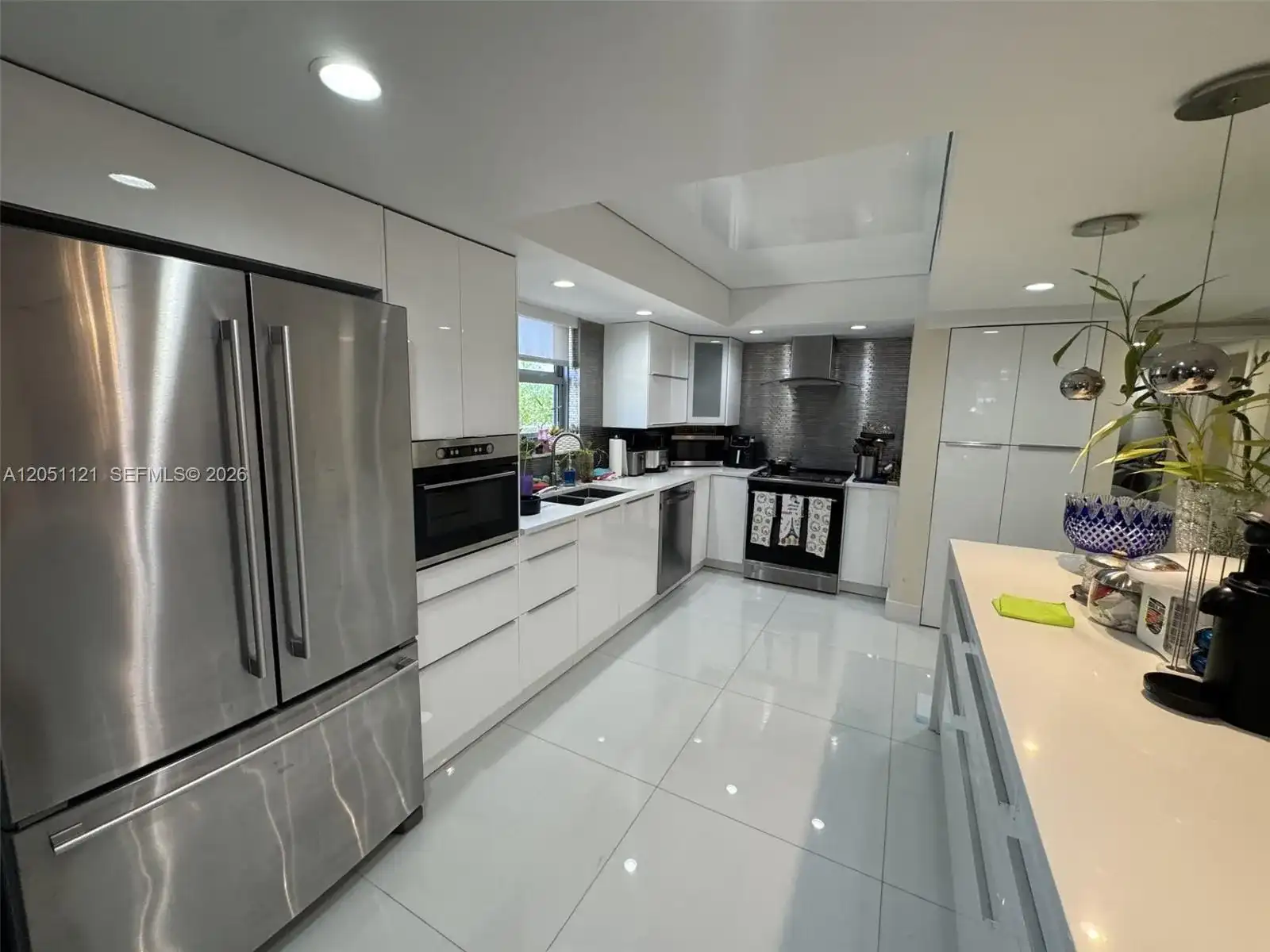 1912 S Ocean Dr # 2C, Hallandale Beach FL 33009