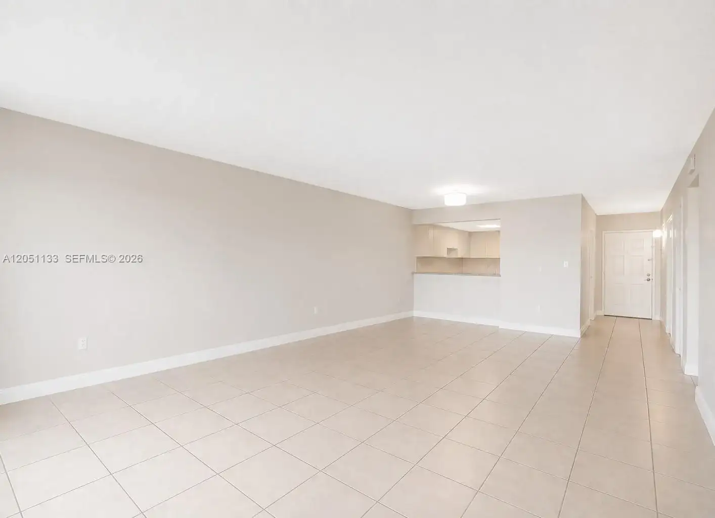 6940 Miami Gardens Dr # 531, Hialeah FL 33015 photo 2