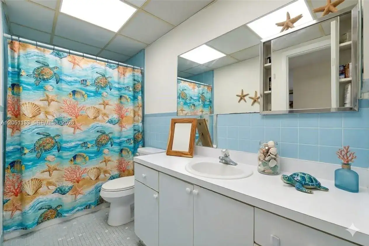 6940 Miami Gardens Dr # 531, Hialeah FL 33015 photo 5