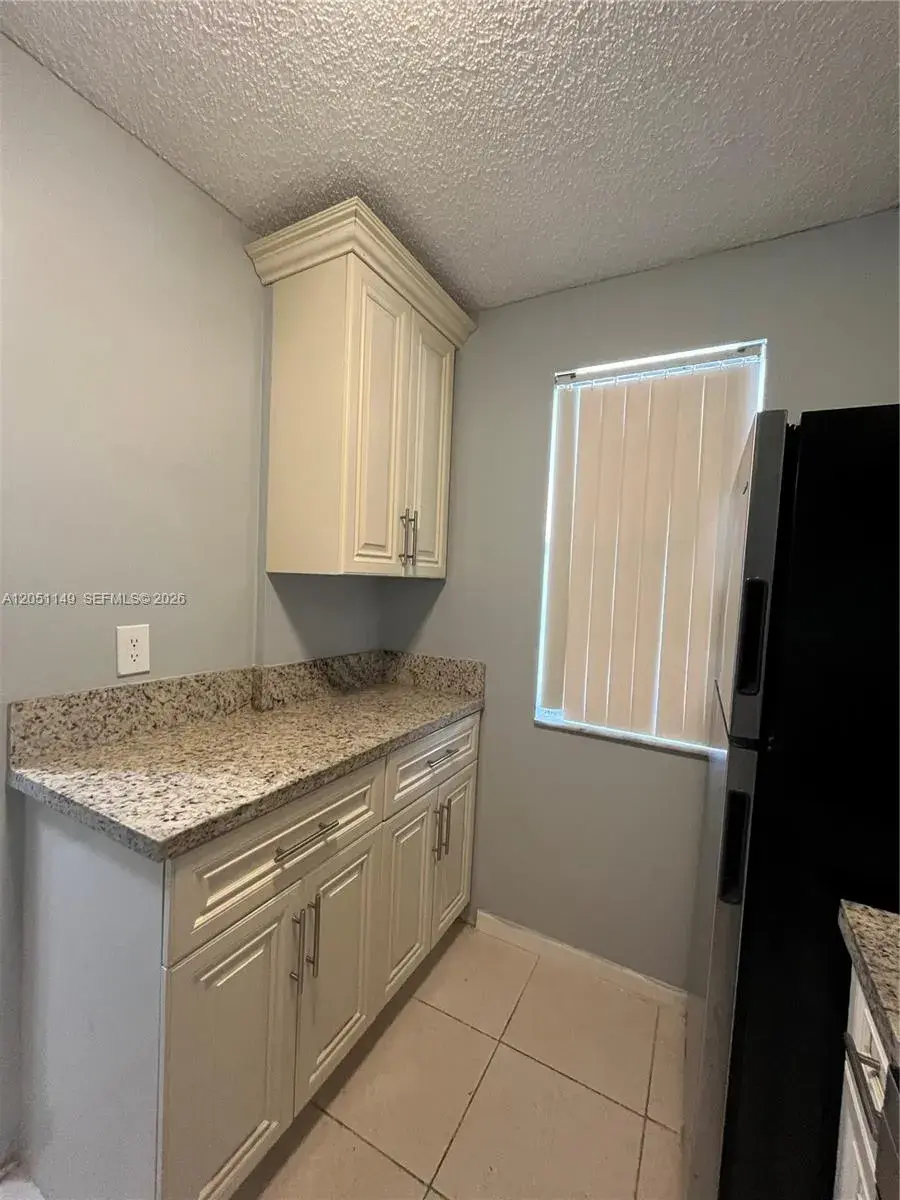 2740 FOREST HILLS BLVD # 202, Coral Springs FL 33065