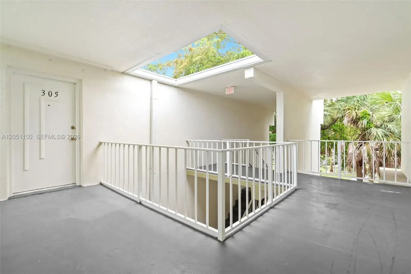 4215 N University Dr # 305, Sunrise FL 33351 photo 3