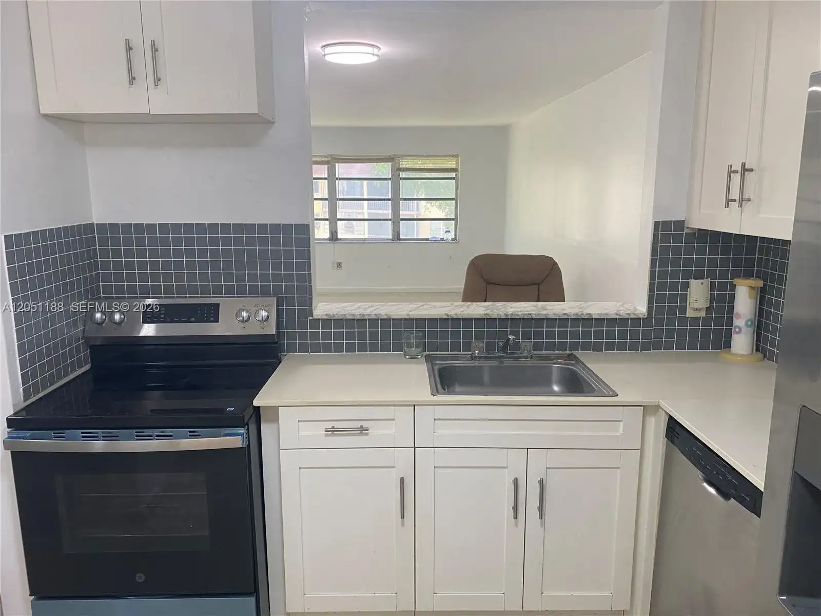 1550 NE 191st St # 309, Miami FL 33179 photo 2