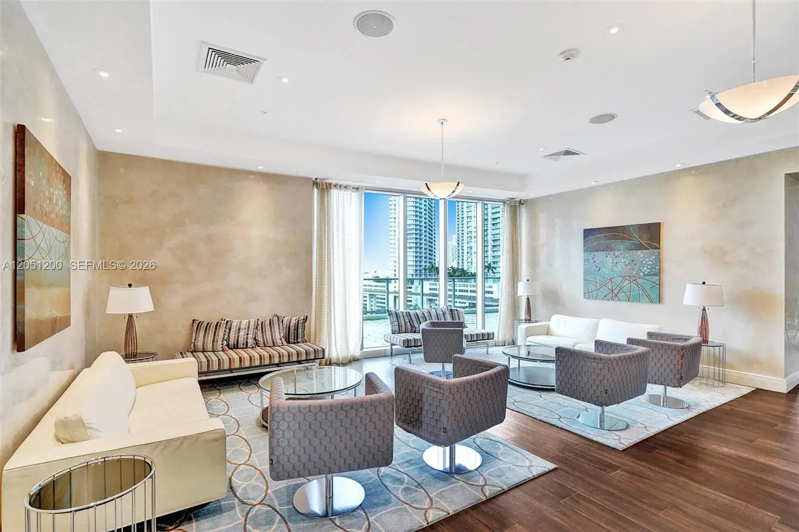 185 SW 7th St # 2603, Miami FL 33130