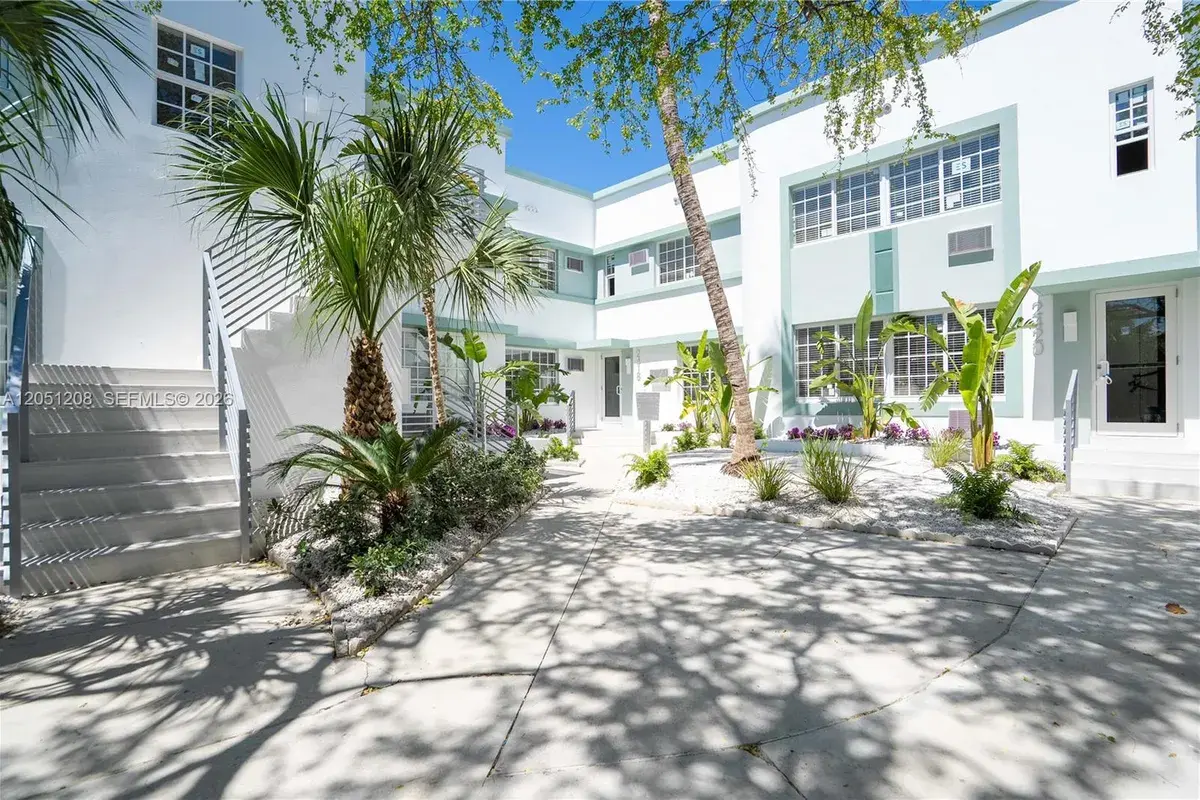 2416 Flamingo Dr # 2, Miami Beach FL 33140