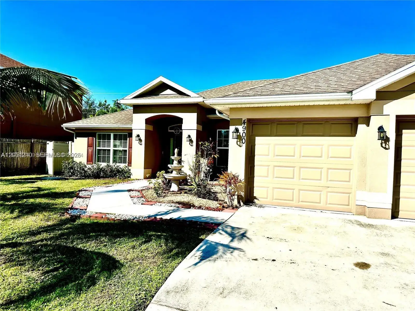 4900 NW Ironton Ave, Port St. Lucie FL 34983 photo 2