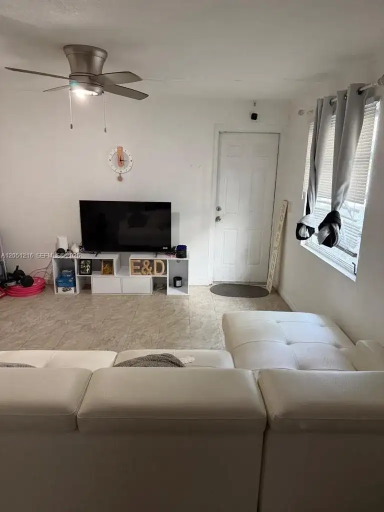163 NW 40th St # 3, Oakland Park FL 33309 photo 3