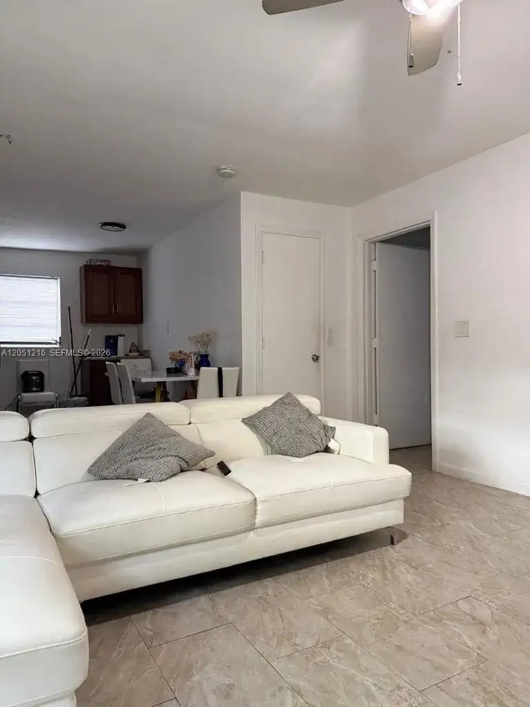163 NW 40th St # 3, Oakland Park FL 33309 photo 5