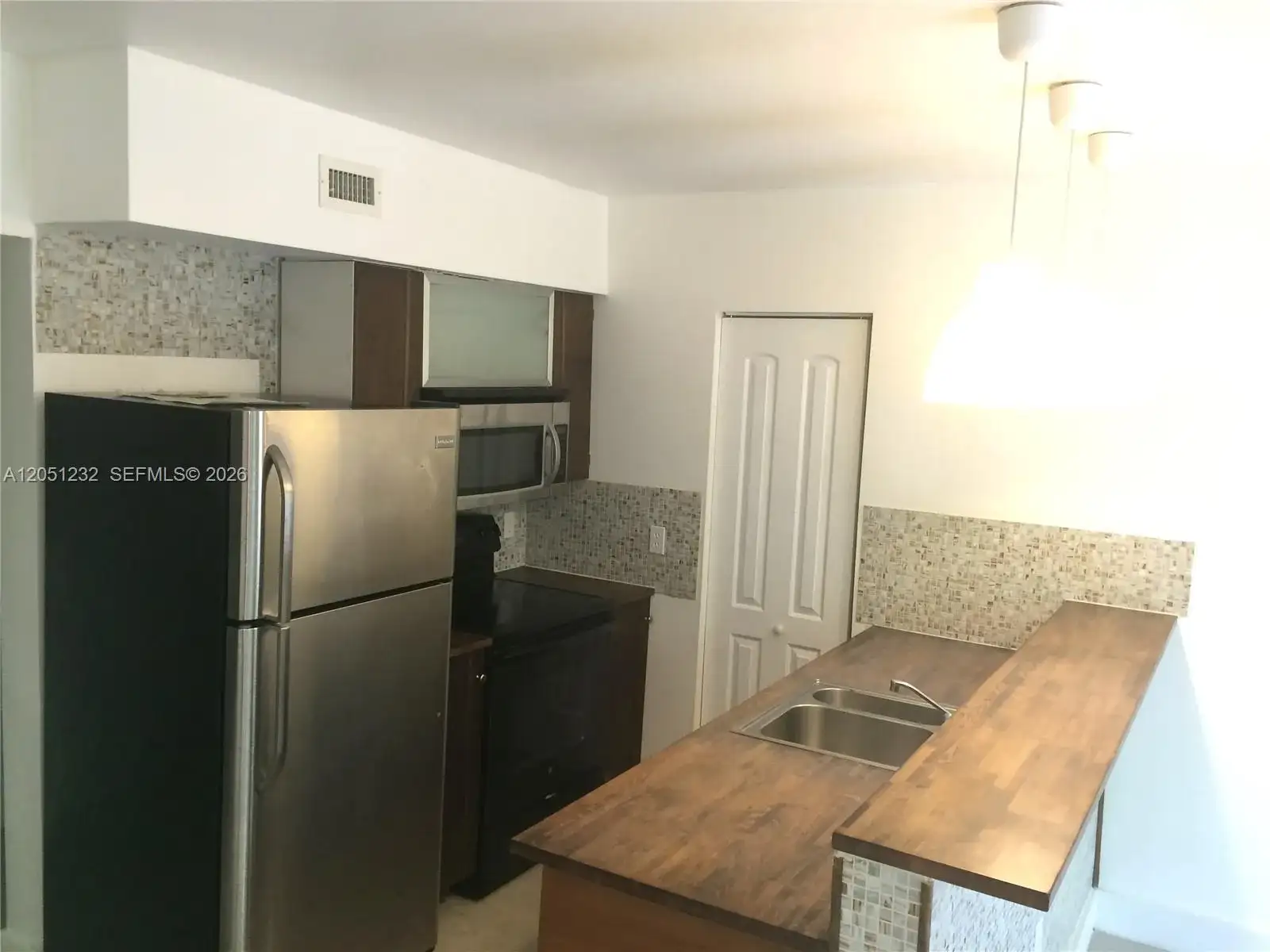 7025 RUE GRANVILLE # 1, Miami Beach FL 33141 photo 4