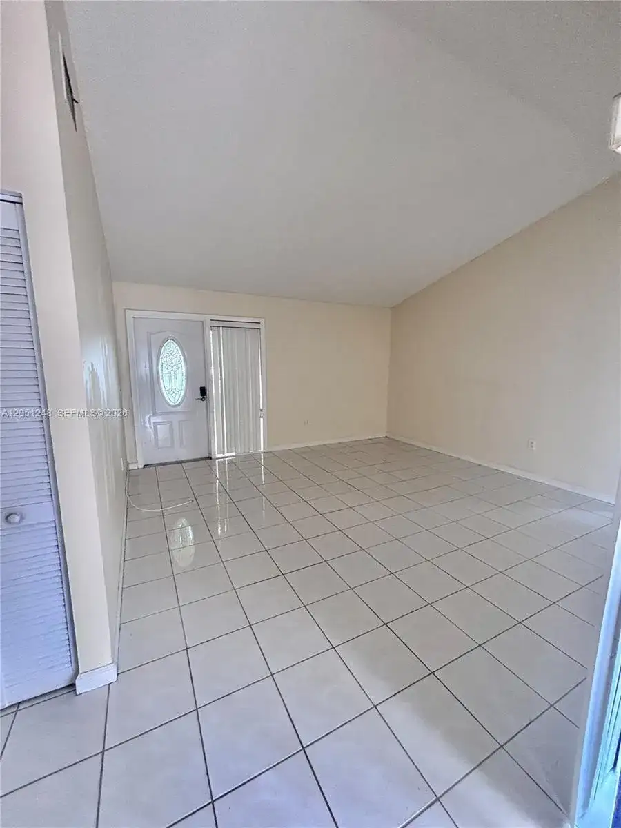 12271 SW 205th St, Miami FL 33177 photo 2