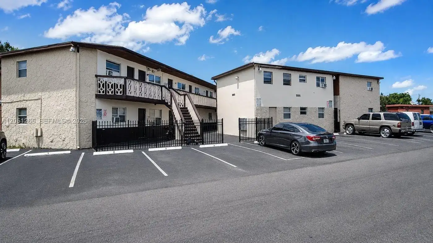 2151 NW 7th St # 3, Fort Lauderdale FL 33311 photo 2
