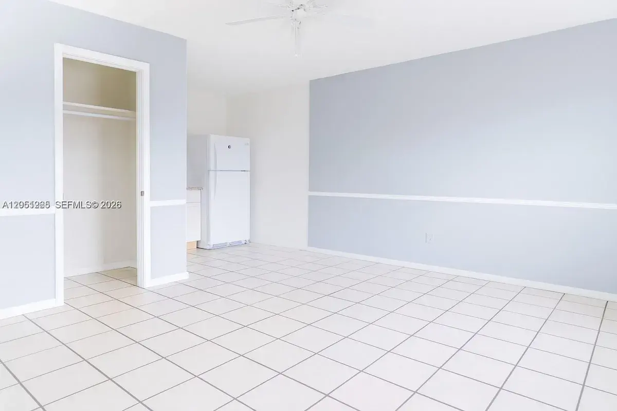 2151 NW 7th St # 9, Fort Lauderdale FL 33311