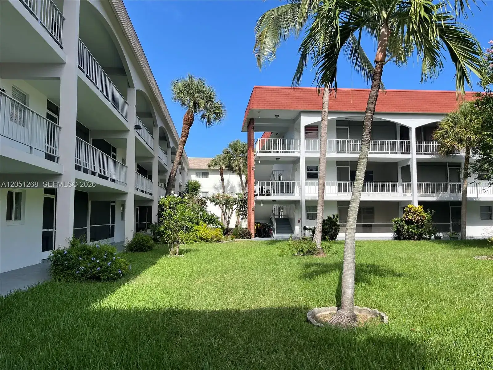 501 Blue Heron Dr. # A, Hallandale Beach FL 33009 photo 4