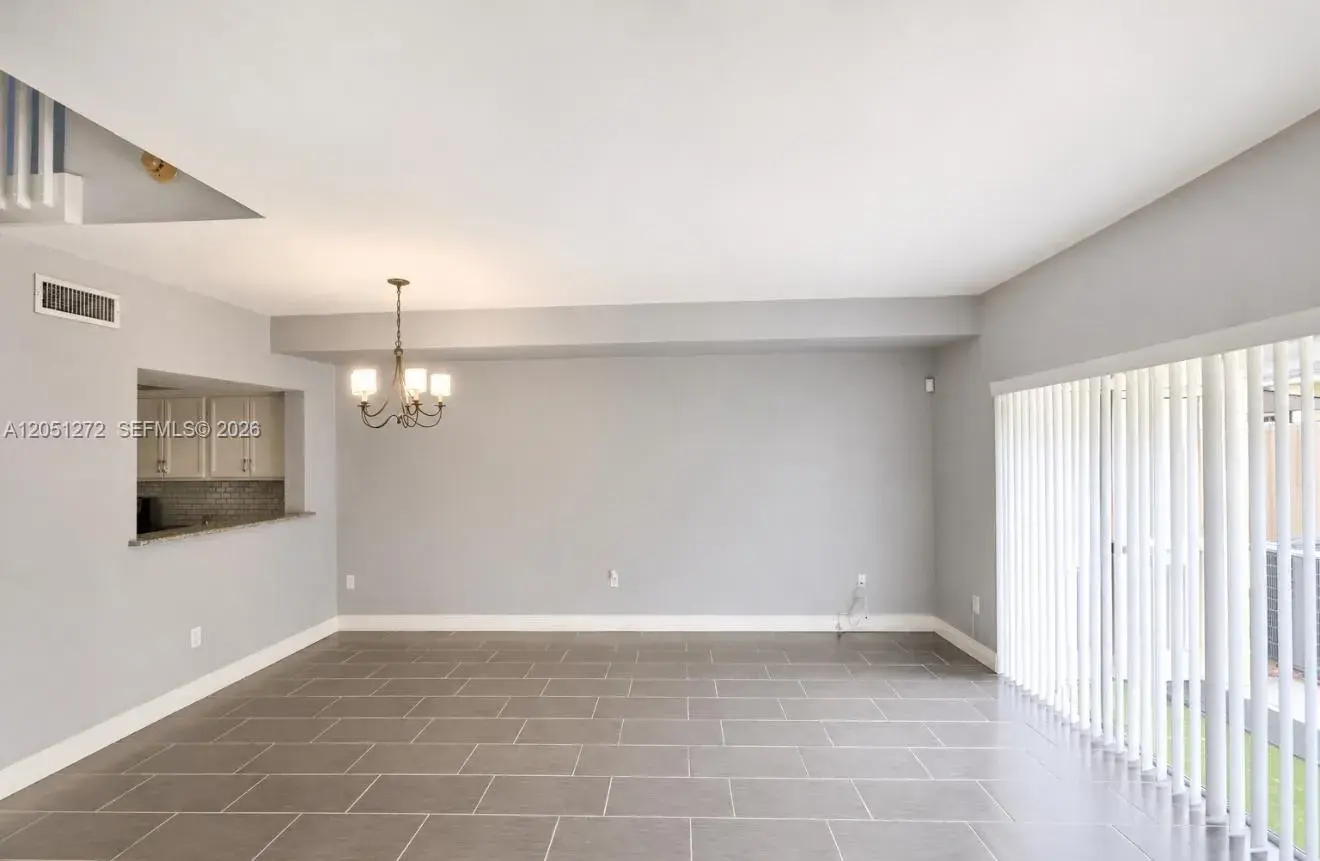 11840 SW 99th St # 11840, Miami FL 33186