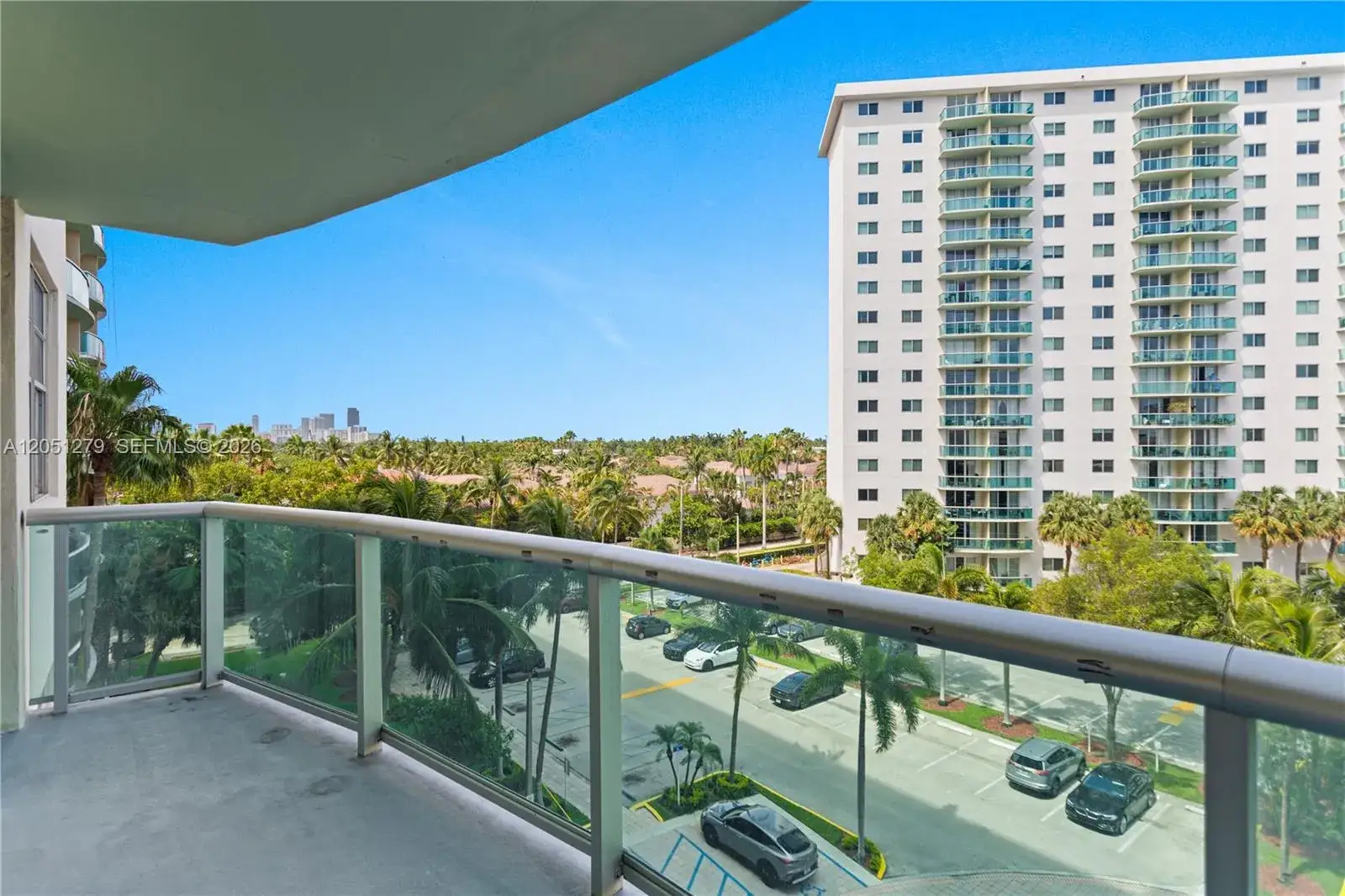 19390 Collins Ave # 516, Sunny Isles Beach FL 33160