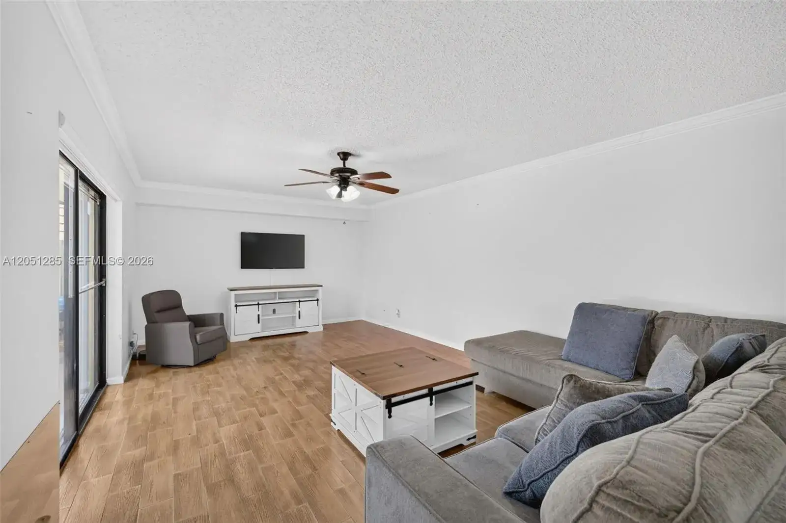 719 NW 98th Cir, Plantation FL 33324 photo 5
